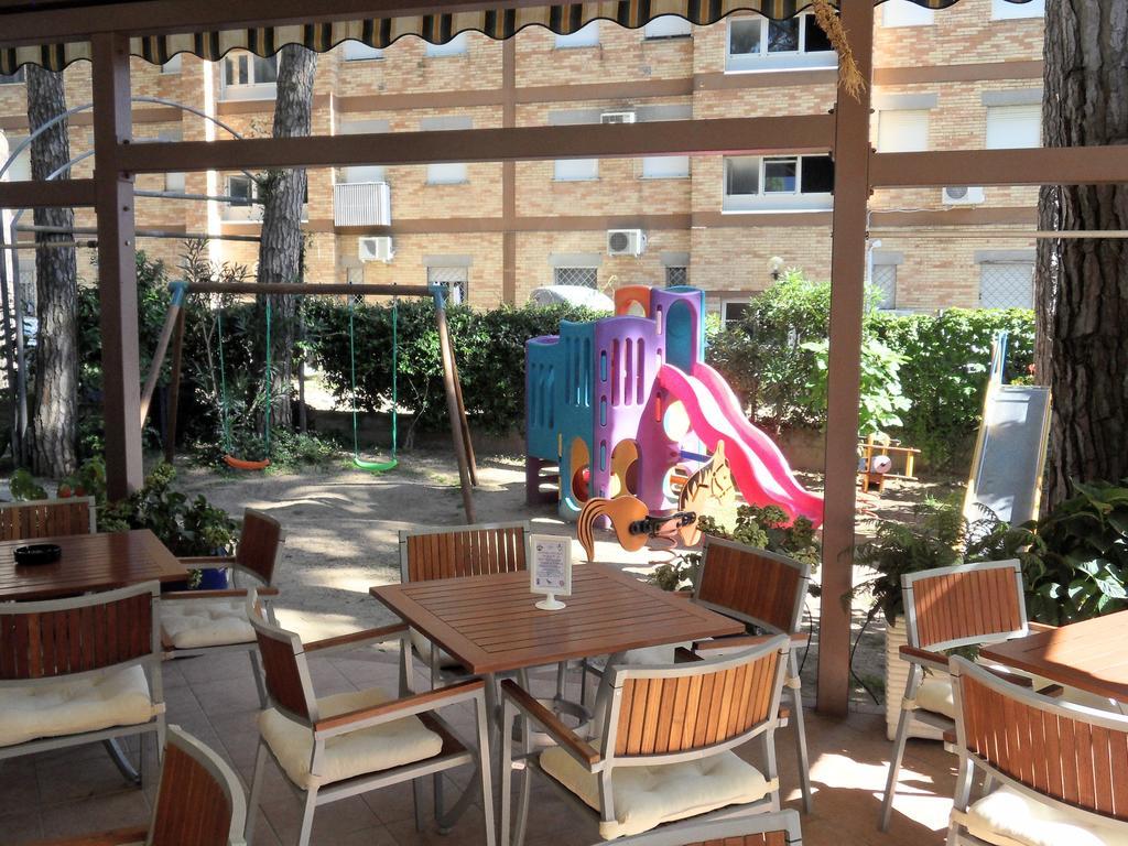 Hotel Abbazia Lignano Sabbiadoro Exterior foto
